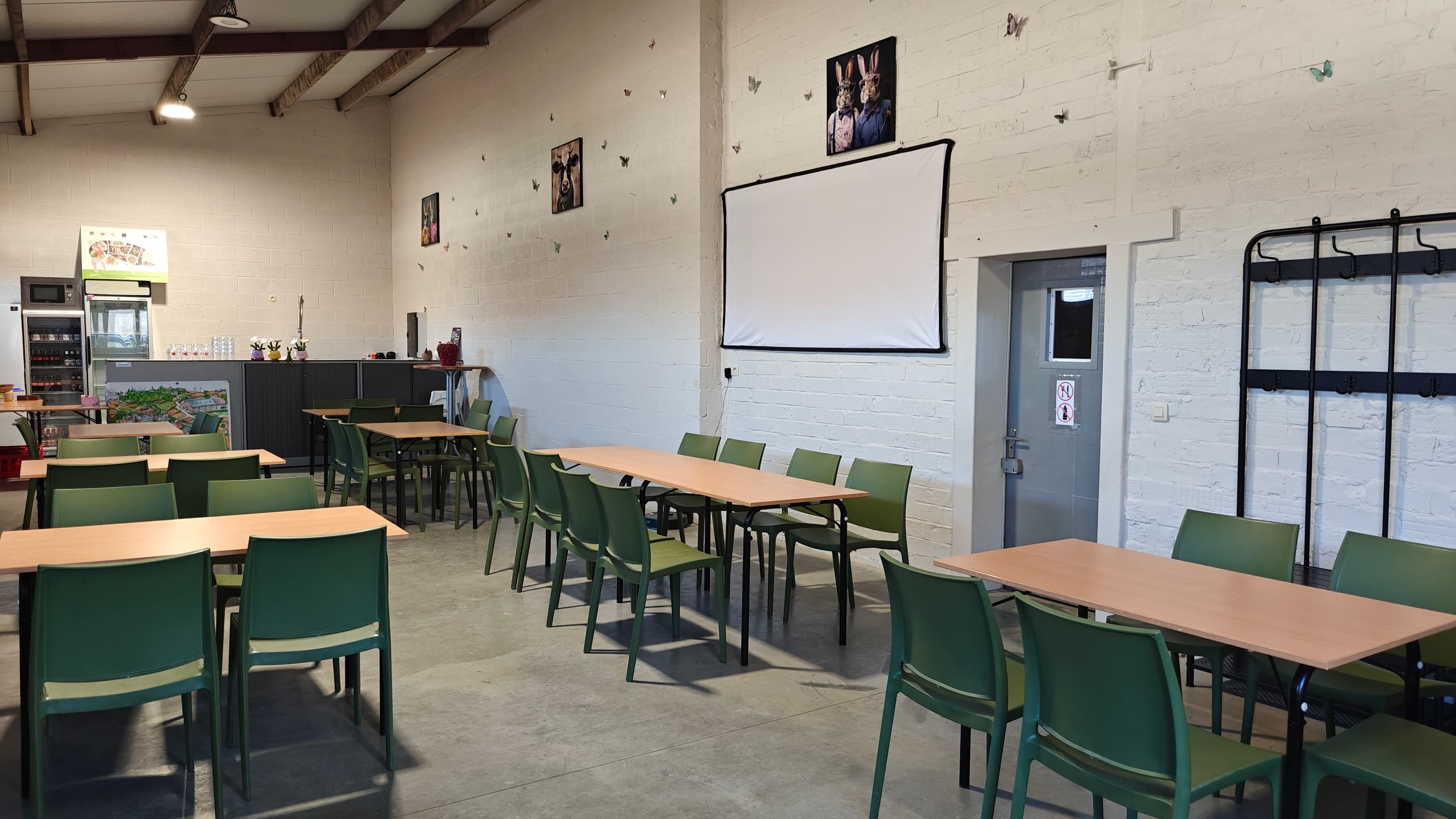 Gezellige feestzaal op de boerderij Lianko